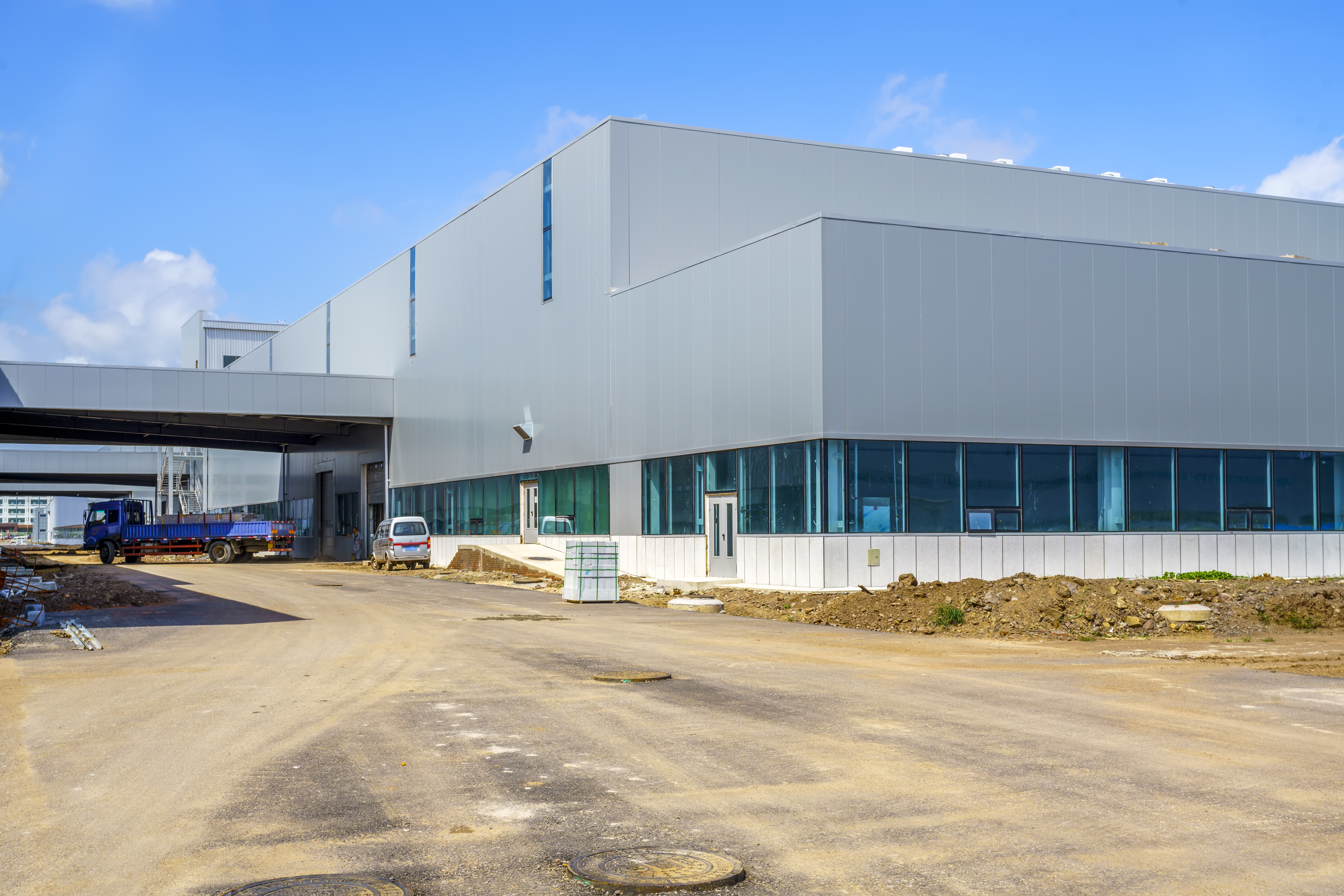 Commercial and industrial facilities power systems